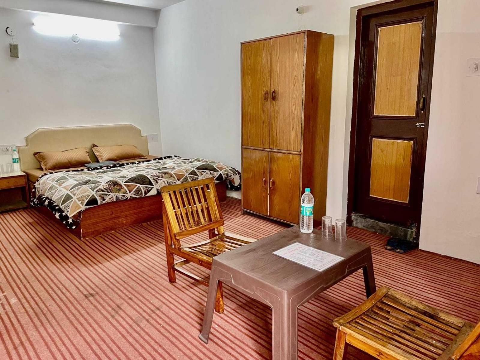 Hotel O Rohtang View Manāli Екстериор снимка