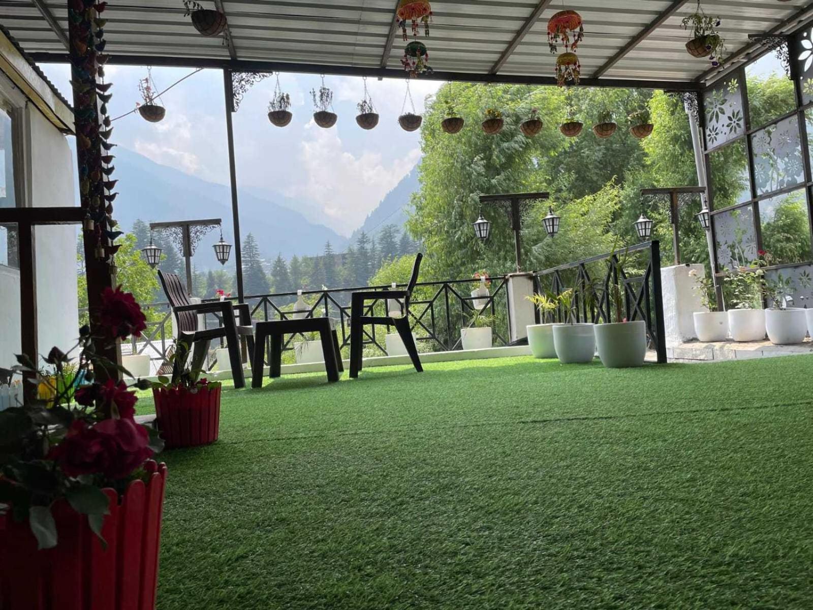 Hotel O Rohtang View Manāli Екстериор снимка
